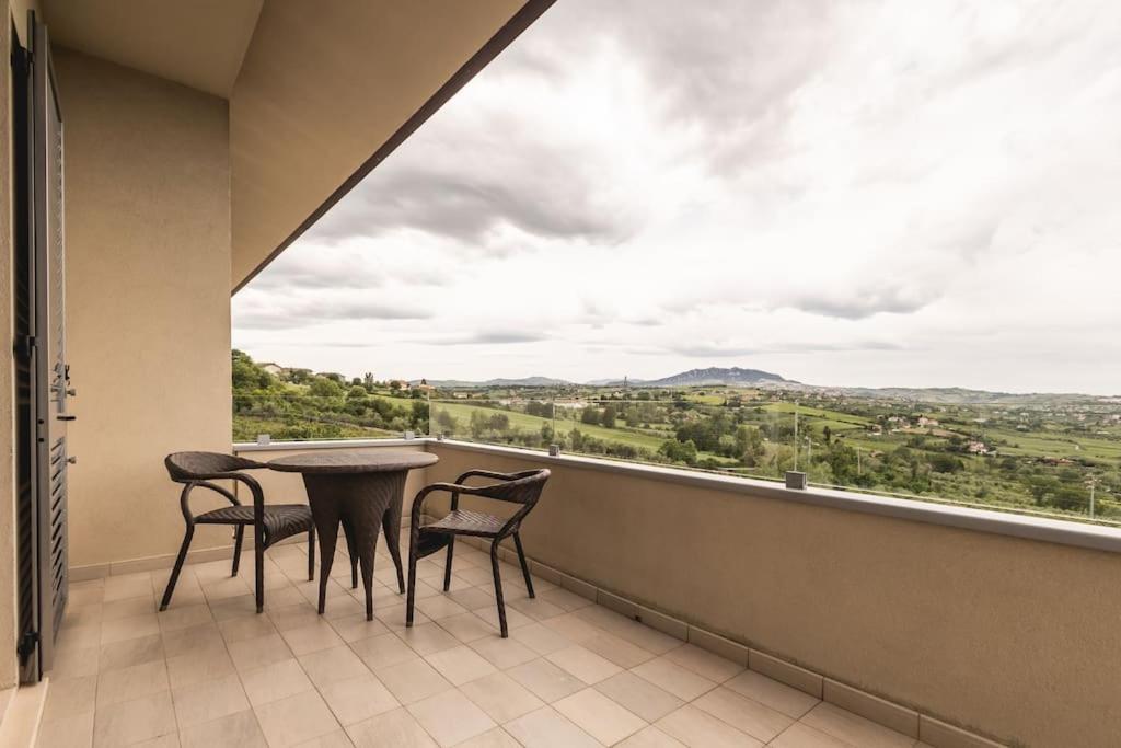 Casa Primo Maggio Villa Cerasolo Buitenkant foto